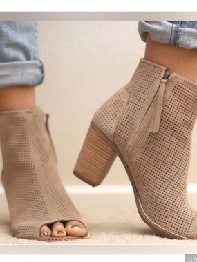Tom’s Majorica Booties